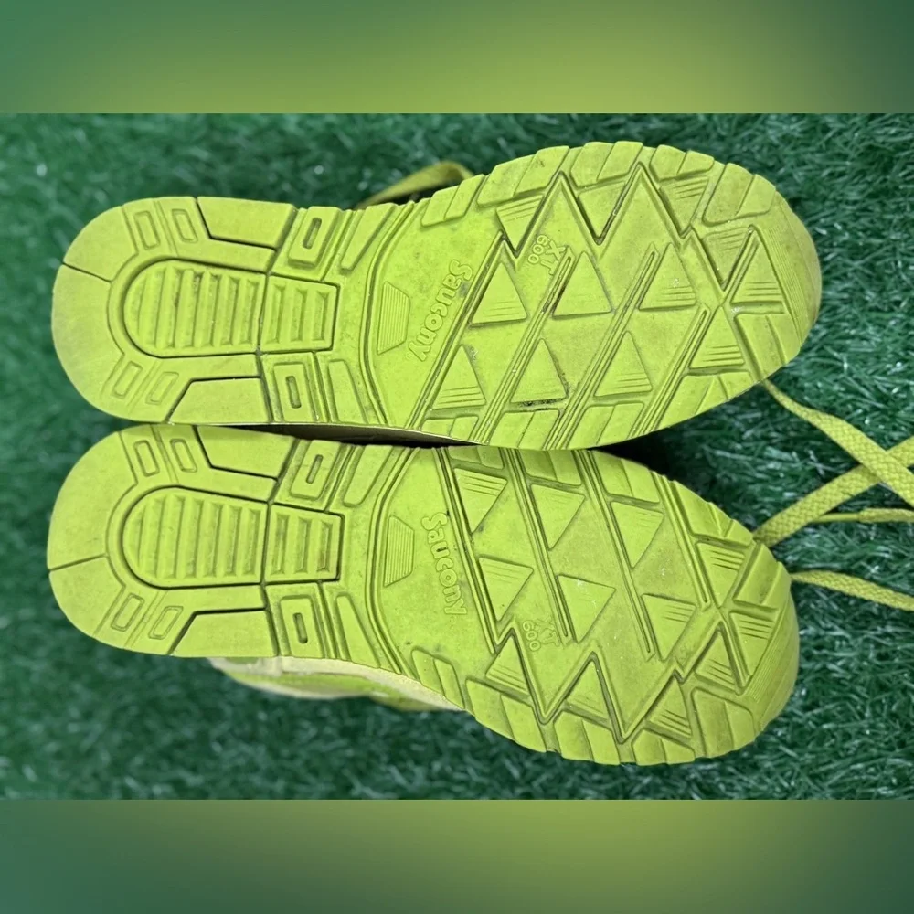 Saucony preowned gently